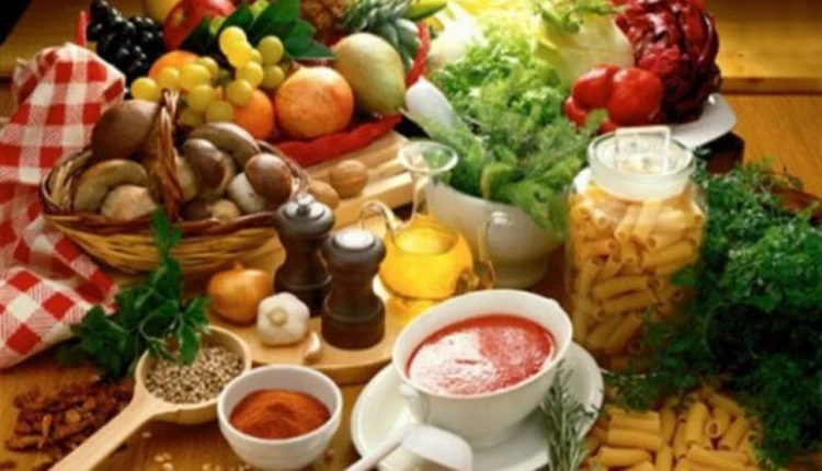 Νέα έρευνα αποκαλύπτει – Αυτά είναι τα πιο καρκινογόνα τρόφιμα